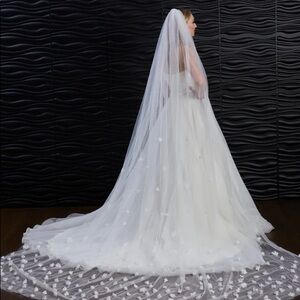 Marionat 3d floral Cathedral wedding veil